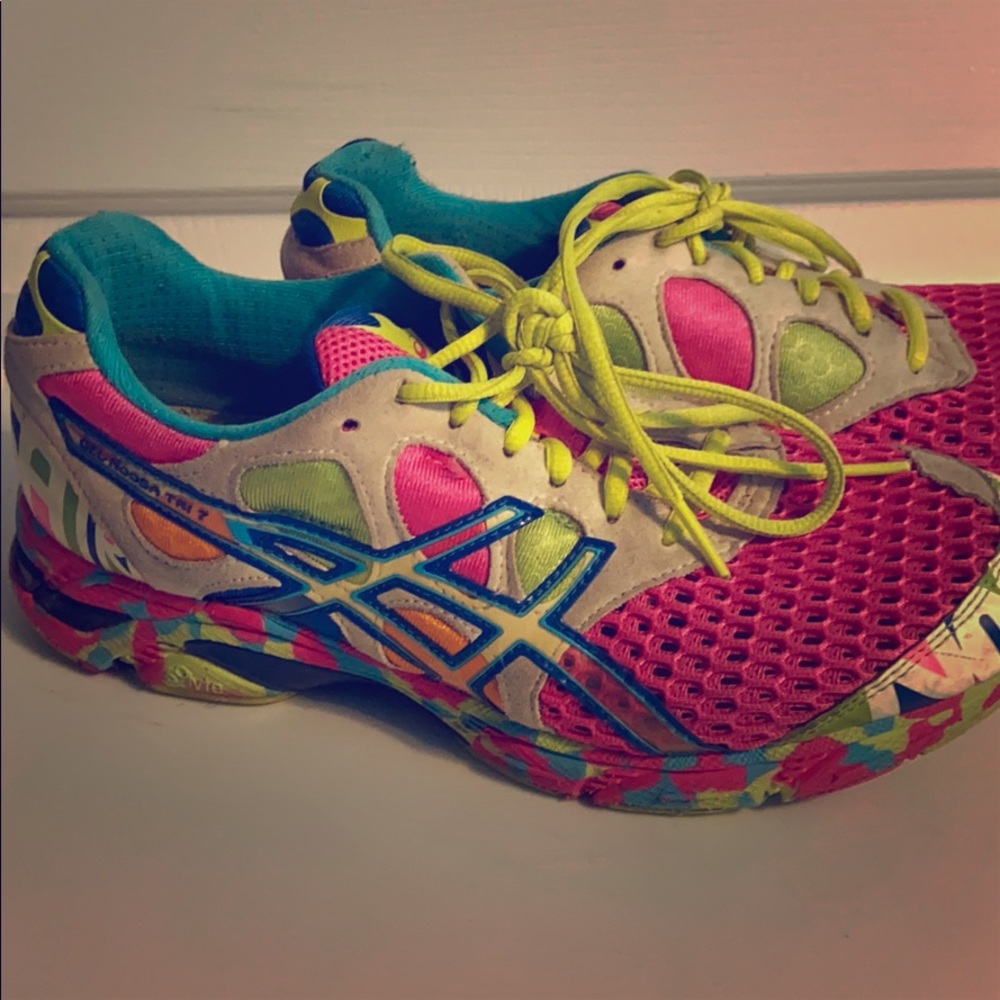 Asics Noosa Tri 7 Glow in the Dark Sneakers